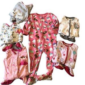 Sleeper/ Onesie bundle, sizes 12- 24 months girl